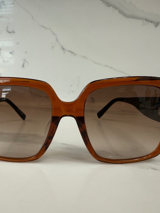 Authentic MCM Oversized Square Sunglasses Visetos Logo Brown Gradient main image 7